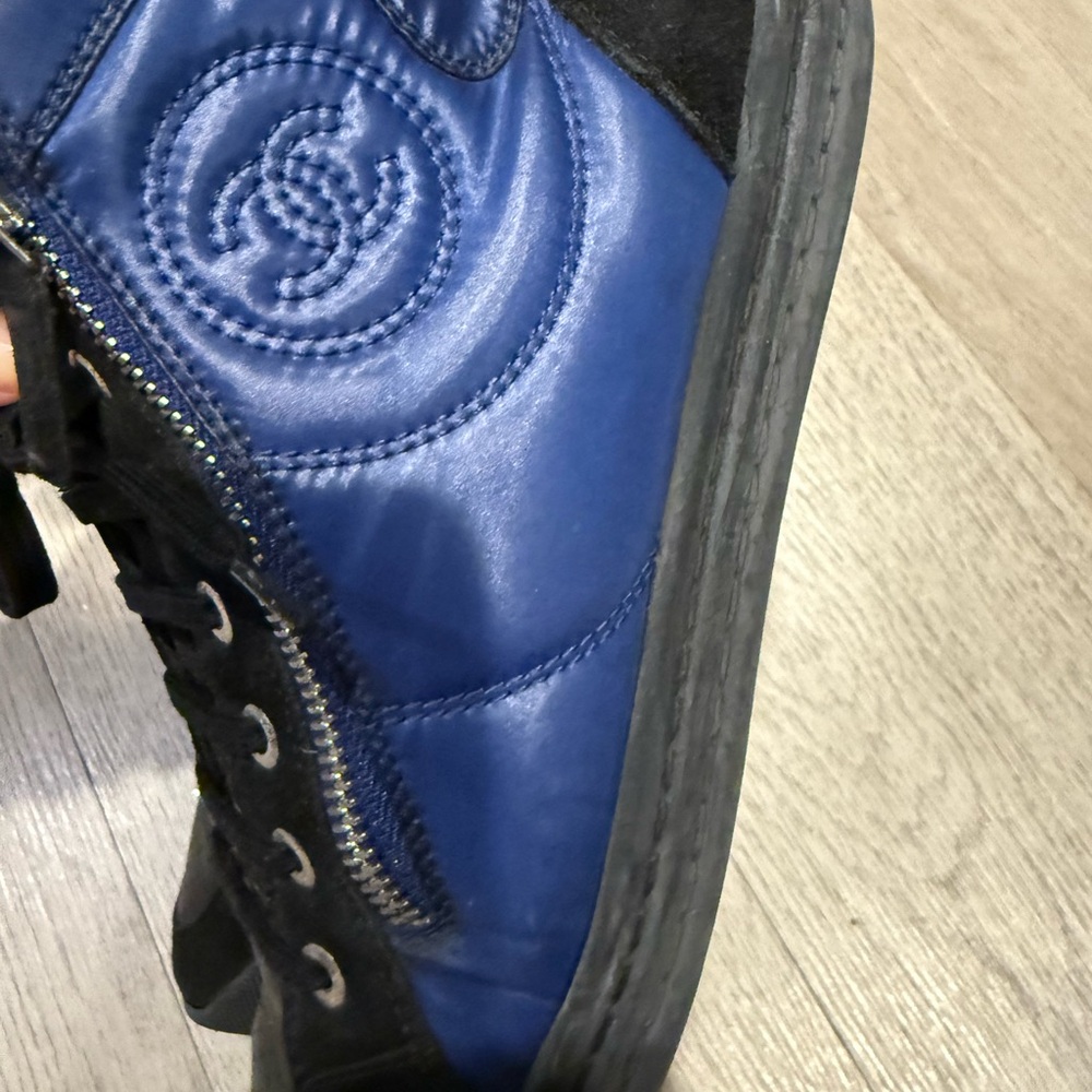 Chanel high tops size 37 - Picture 4 of 6